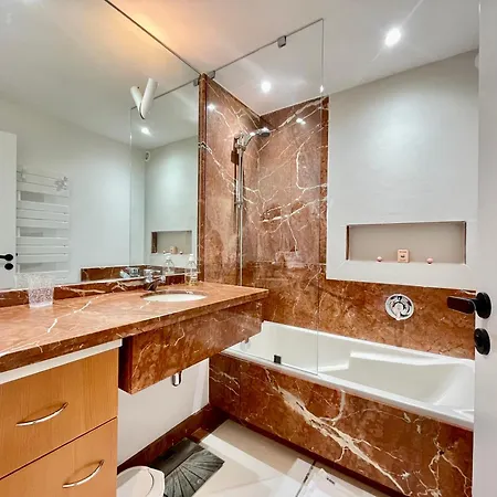 Daire Pgh N30 - Centre-ville, Roof-top & Parking Prive La Grande Motte