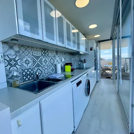Pgh N30 - Centre-ville, Roof-top & Parking Prive شقة