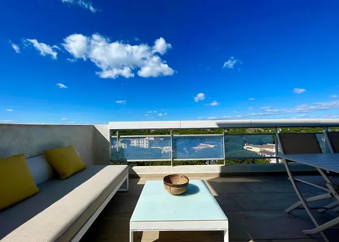 Διαμέρισμα Pgh N30 - Centre-ville, Roof-top & Parking Prive *